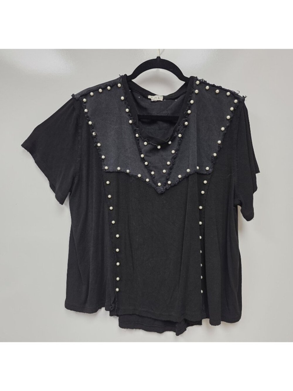 POL T-Shirt Womens S Black Scoop Neck Short Sleeve Pearl Beaded Tunic Top
